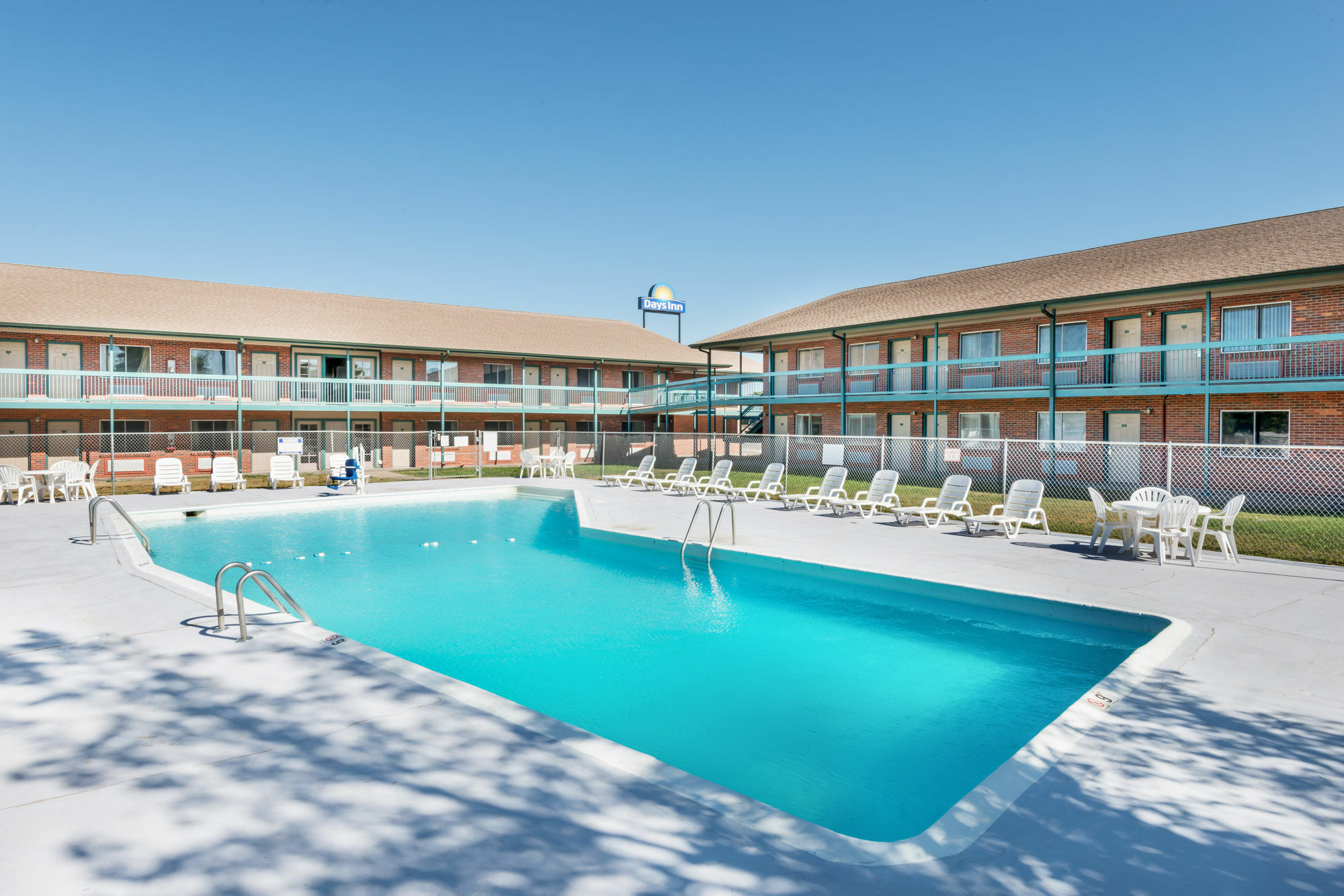 Days Inn By Wyndham Hays Exterior foto